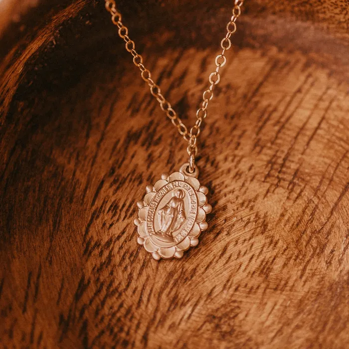 Heirloom Large Miraculous Medal Necklace Stella Tide Necklaces