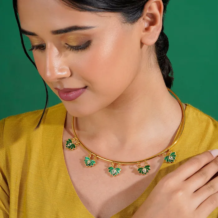Necklaces Teejh Feeling Jhakaas Green Necklace