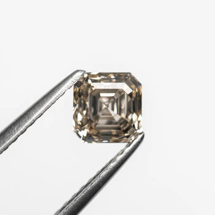 Rings Misfit Diamonds 102ct 525x515x399mm VS1 C4 Cut Corner Square Step Cut 2070525