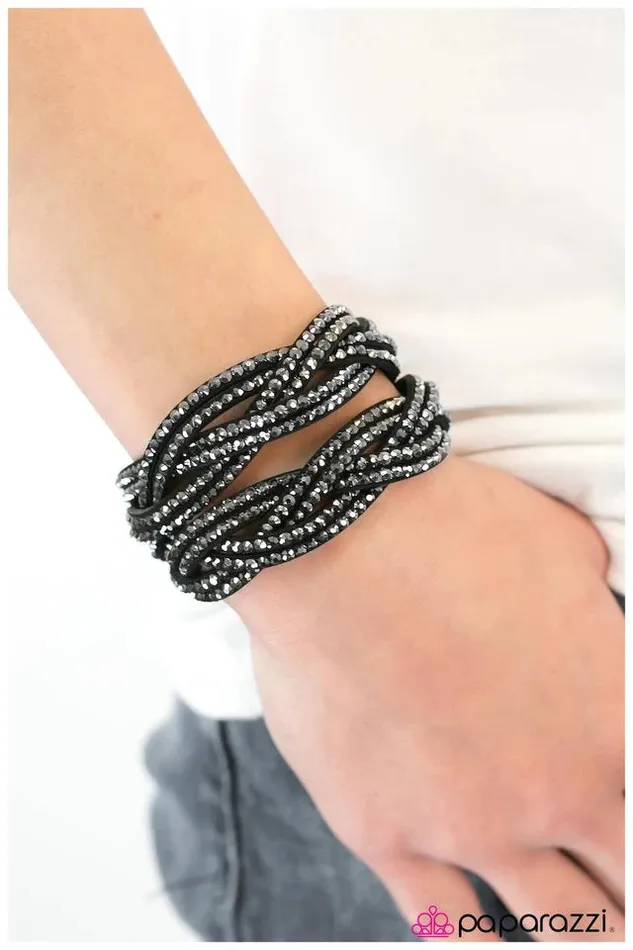 Bracelets Paparazzi Jewelry Paparazzi Bracelet The In Crowd Black