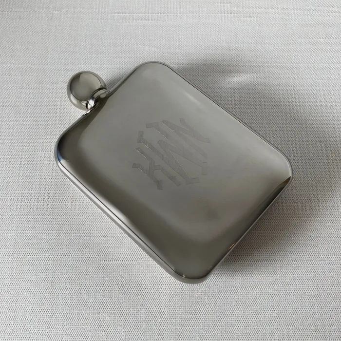 Croghans Bracelets Stainless Steel Mirror Finish Round Corner Flask 6oz