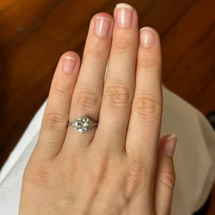 Croghans Rings Estate 233ct Old European 15ct Baguette Side Diamond Platinum Ring