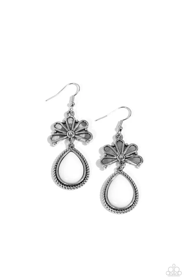 Earrings Paparazzi Jewelry Paparazzi Earring Brightly Blooming White Earrings Paparazzi Jewelry Paparazzi Earring Brightly Blooming White