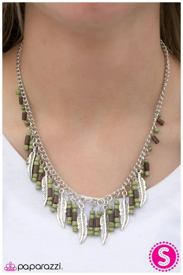 Necklaces Paparazzi Jewelry Paparazzi Necklace Fly Girl Green