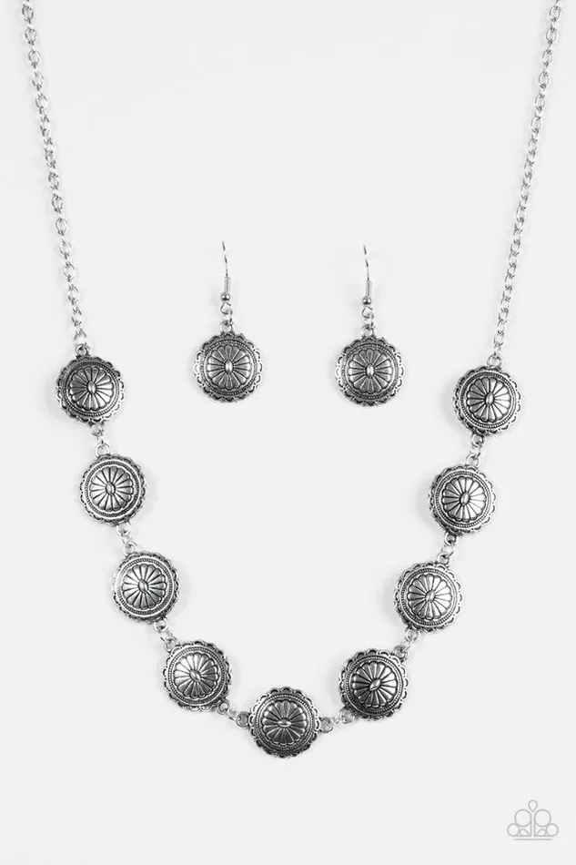 Necklaces Paparazzi Jewelry Paparazzi Necklace Pleasantly Prairie Silver