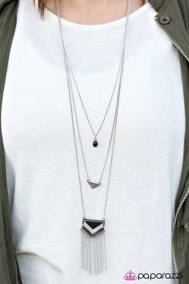 Necklaces Paparazzi Jewelry Paparazzi Necklace Rainbow Cliffs Black