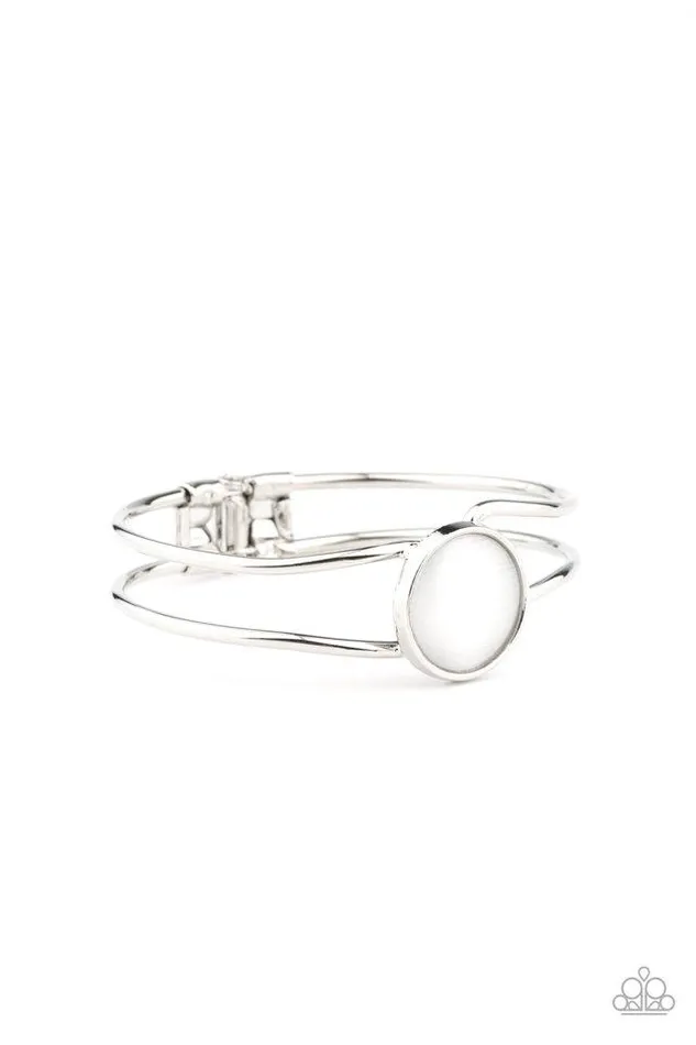 Paparazzi Bracelet Winning Glow White Paparazzi Jewelry Bracelets