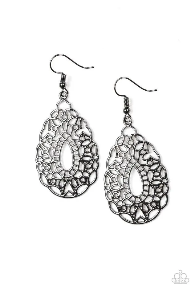 Paparazzi Earring Wisteria Histeria Black Paparazzi Jewelry Earrings