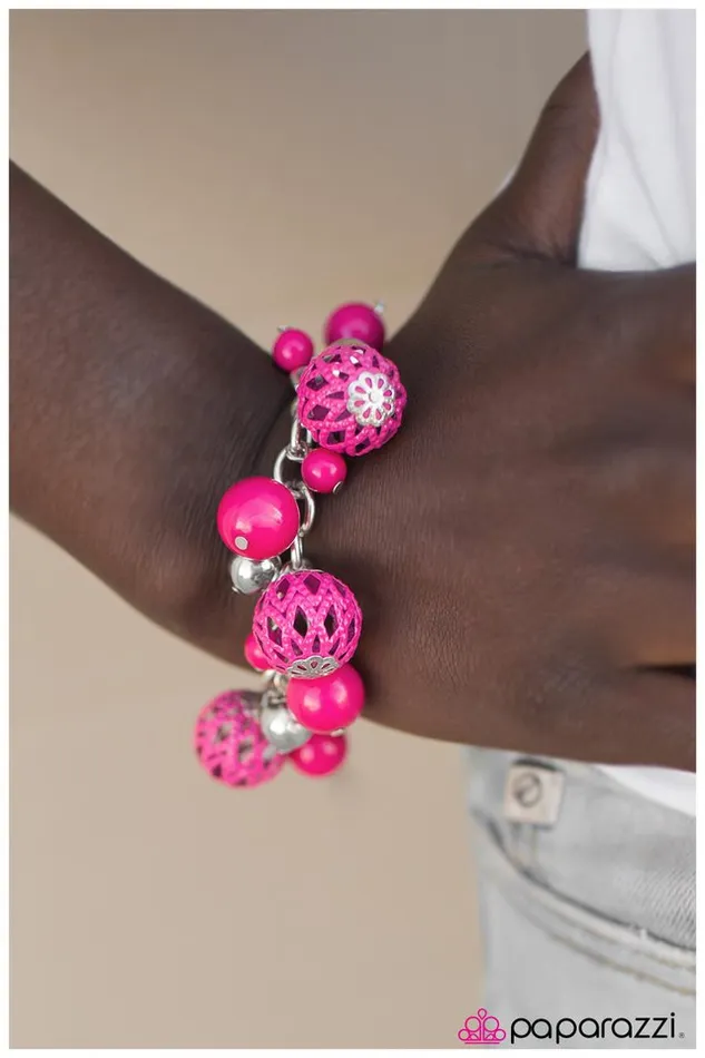Paparazzi Jewelry Bracelets Paparazzi Bracelet An EIFFEL Of Wonder Pink