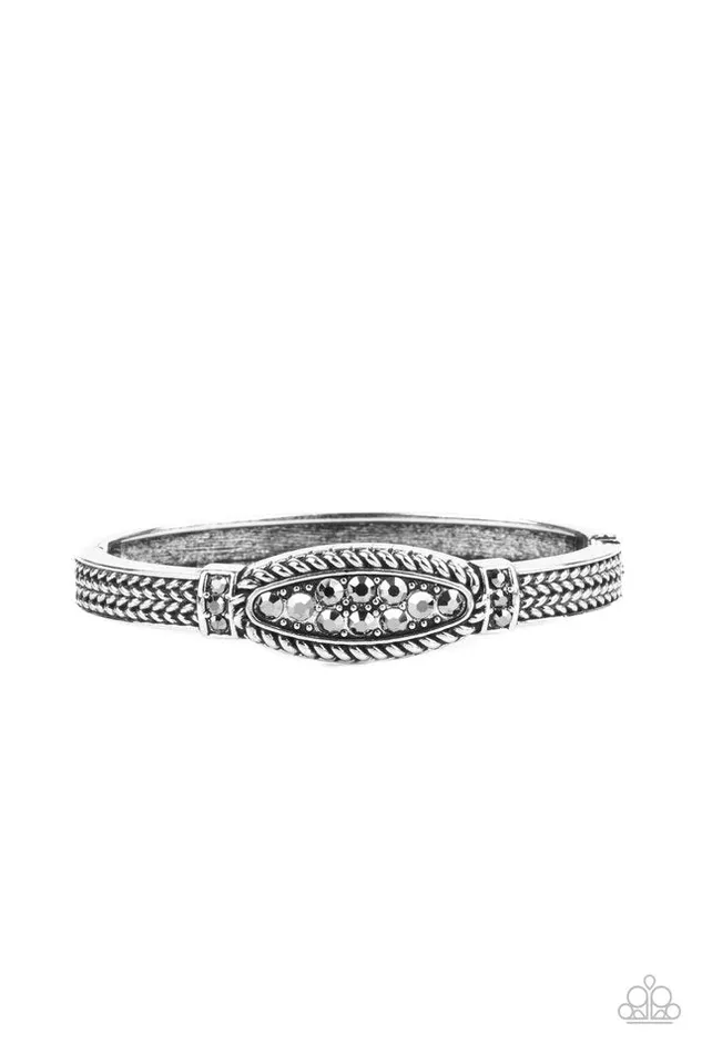 Paparazzi Jewelry Bracelets Paparazzi Bracelet Locked in Luster Silver Paparazzi Jewelry Bracelets Paparazzi Bracelet Locked in Luster Silver