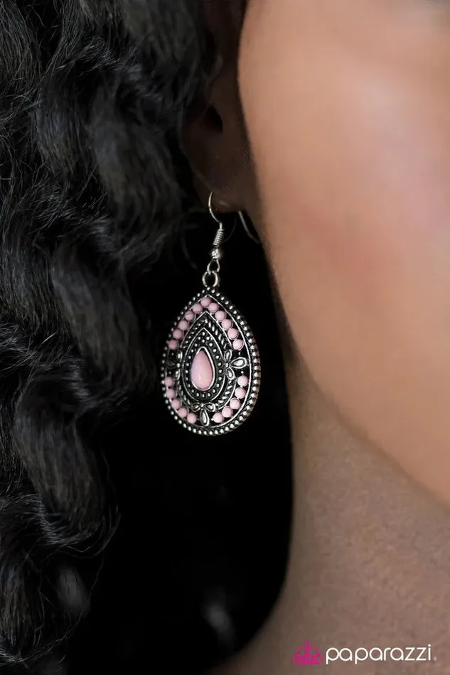 Paparazzi Jewelry Earrings Paparazzi Earring Dropping Daylight Pink