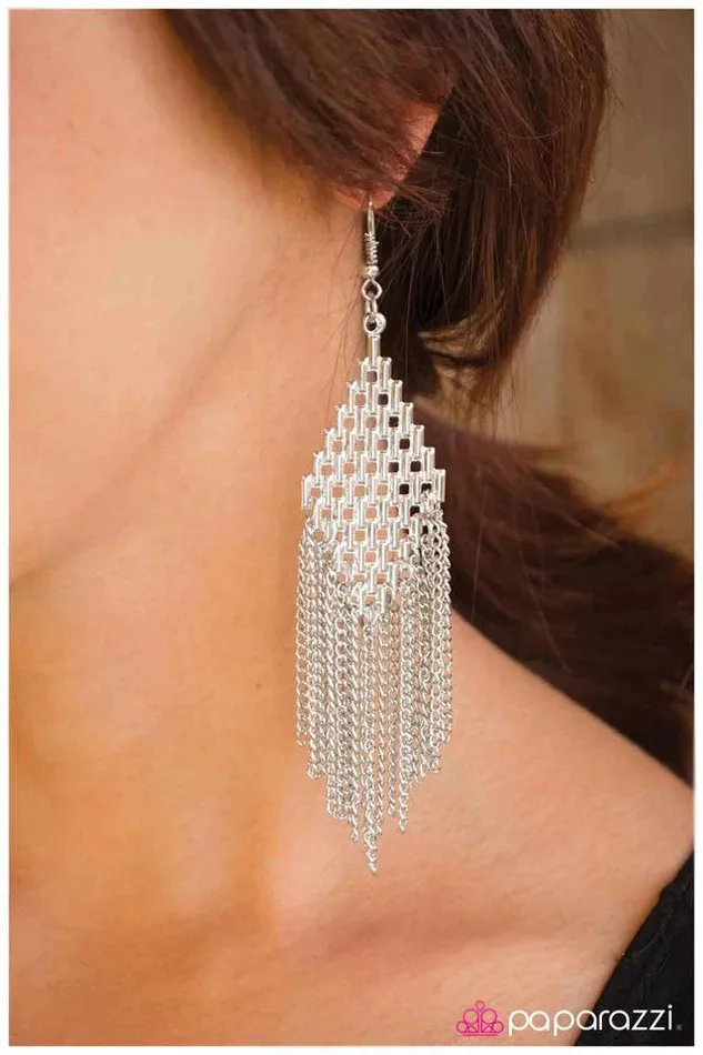 Paparazzi Jewelry Earrings Paparazzi Earring Lunatic Fringe Silver
