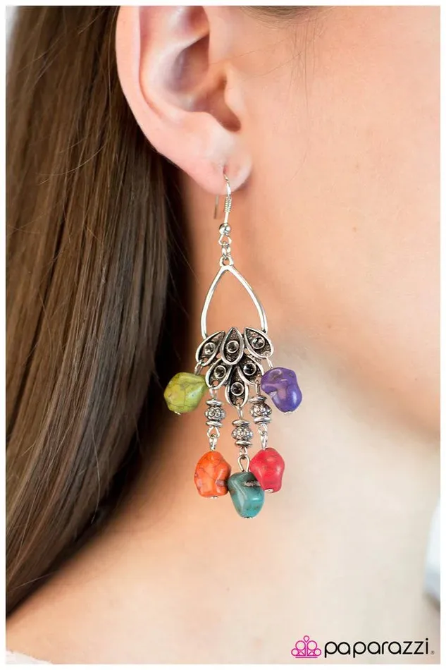 Paparazzi Jewelry Earrings Paparazzi Earring No Stone Unturned Multi