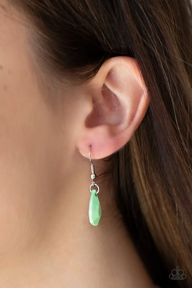 Paparazzi Jewelry Necklaces Paparazzi Necklace DROPLET Like Its Hot Green Paparazzi Jewelry Necklaces Paparazzi Necklace DROPLET Like Its Hot Green