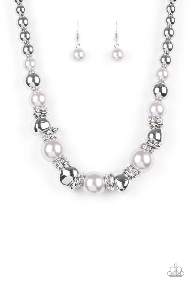 Paparazzi Jewelry Necklaces Paparazzi Necklace Hollywood HAUTE Spot Silver Paparazzi Jewelry Necklaces Paparazzi Necklace Hollywood HAUTE Spot Silver