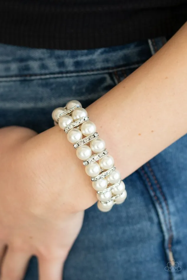 Paparazzi Jewelry Paparazzi Bracelet Glowing Glam White Bracelets