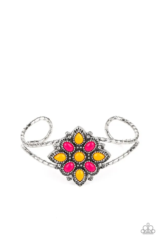 Paparazzi Jewelry Paparazzi Bracelet Happily Ever APPLIQUE Multi Bracelets Paparazzi Jewelry Paparazzi Bracelet Happily Ever APPLIQUE Multi Bracelets