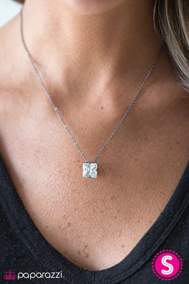Paparazzi Jewelry Paparazzi Necklace Everyones A Star Black Necklaces