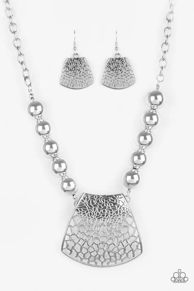 Paparazzi Jewelry Paparazzi Necklace Large and In Charge Silver Necklaces