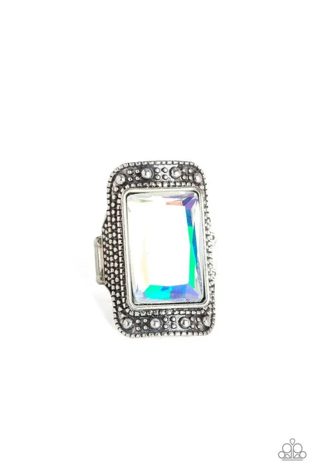 Paparazzi Jewelry Rings Paparazzi Ring Very HEIRdescent White