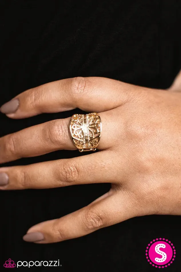 Paparazzi Ring Royally Royal Gold Paparazzi Jewelry Rings