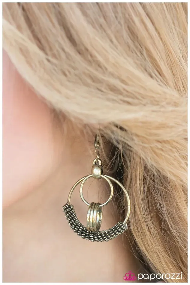 Rings Paparazzi Jewelry Paparazzi Earring Ring Me Up Brass