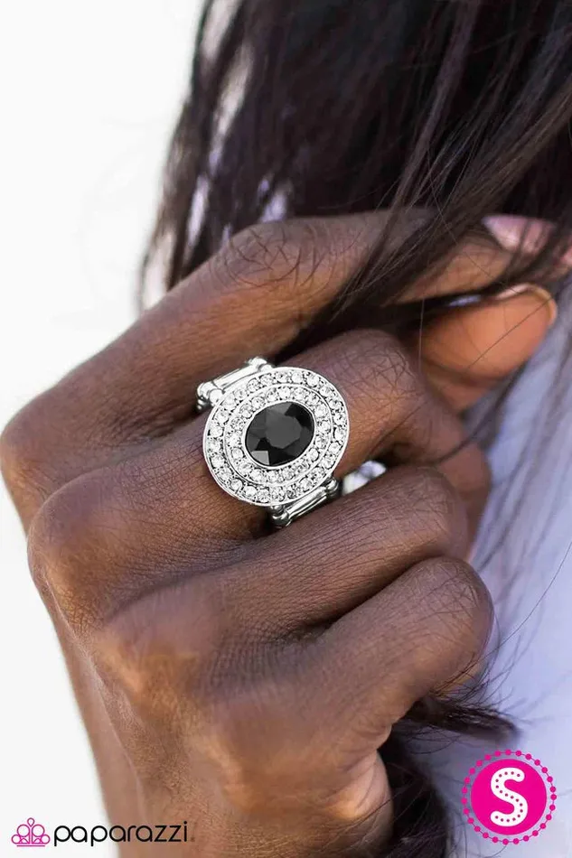 Rings Paparazzi Jewelry Paparazzi Ring Glitter and Grandeur Black