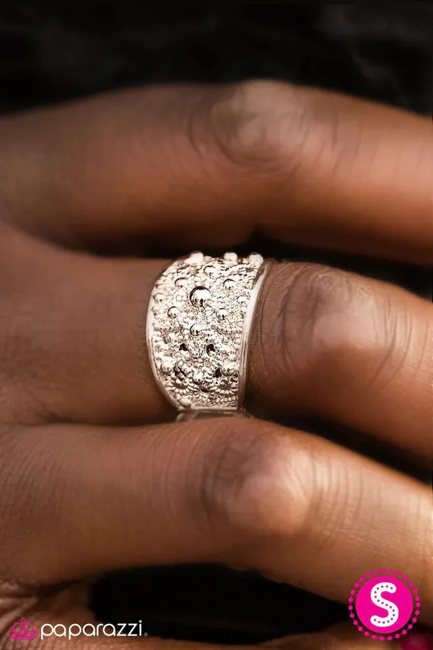 Rings Paparazzi Jewelry Paparazzi Ring I Must Have Flowers Gold