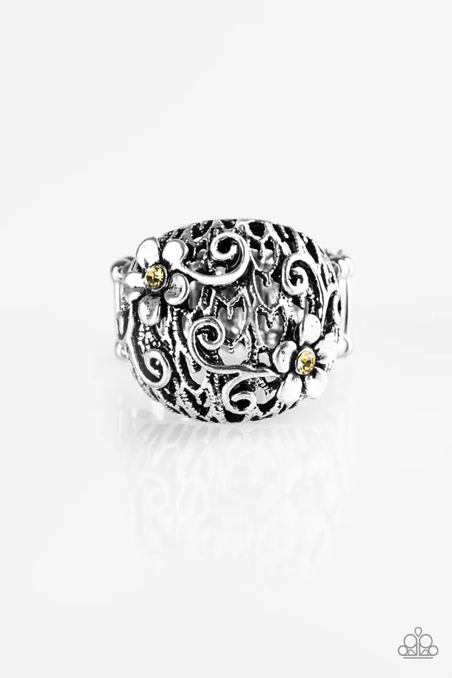 Rings Paparazzi Jewelry Paparazzi Ring Spring Holiday Yellow
