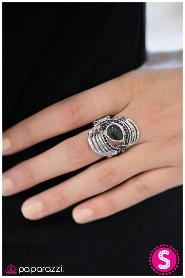 Rings Paparazzi Ring Belt It Out Black Paparazzi Jewelry
