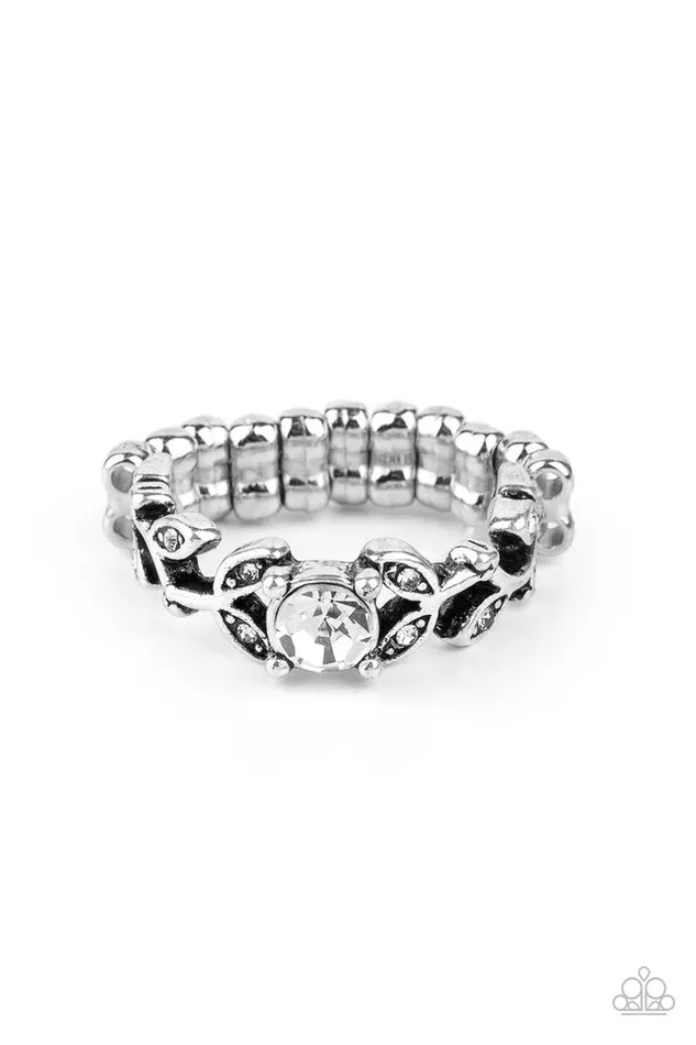 Rings Paparazzi Ring Frosted Flower Beds White Paparazzi Jewelry Rings Paparazzi Ring Frosted Flower Beds White Paparazzi Jewelry