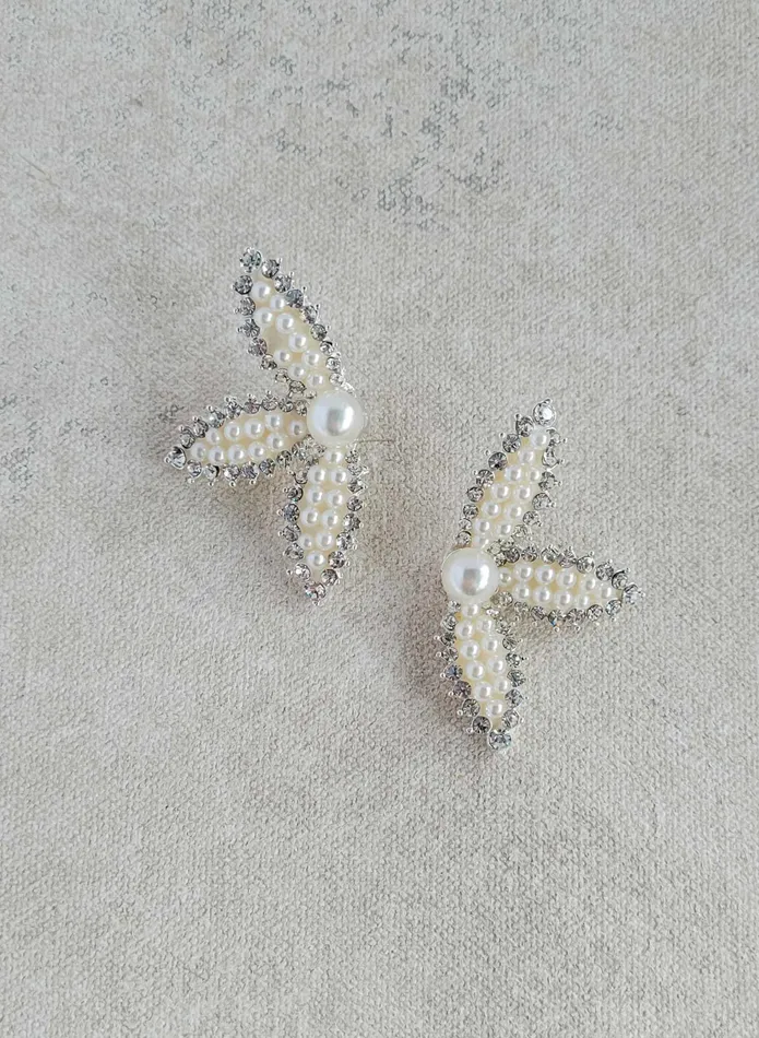 Earrings twigs honey Modern crystal and pearl petal earrings Style 2507