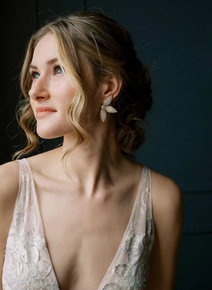 Earrings twigs honey Modern crystal and pearl petal earrings Style 2507