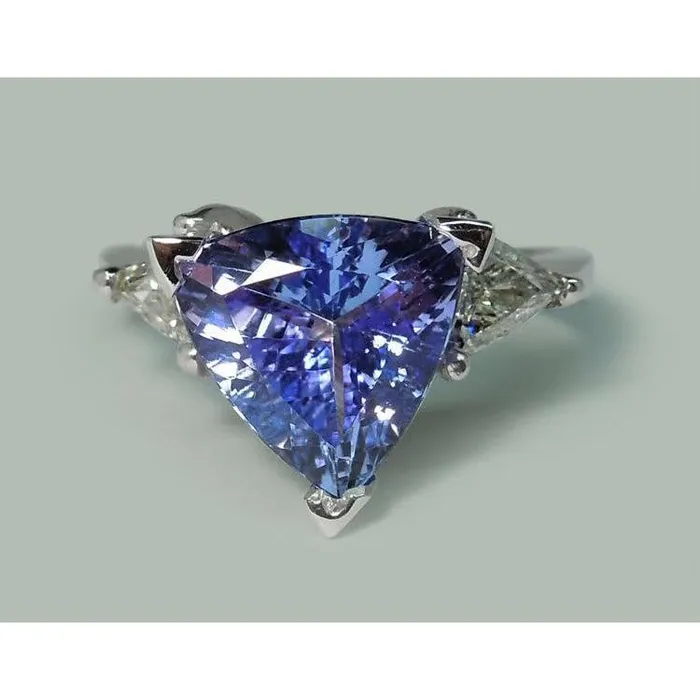 GB Rings Three Stone Ring Trilliant Cut Blue Natural Earth Mined Diamond Gemstone 65 Carats WG 14K GB Rings Three Stone Ring Trilliant Cut Blue Natural Earth Mined Diamond Gemstone 65 Carats WG 14K