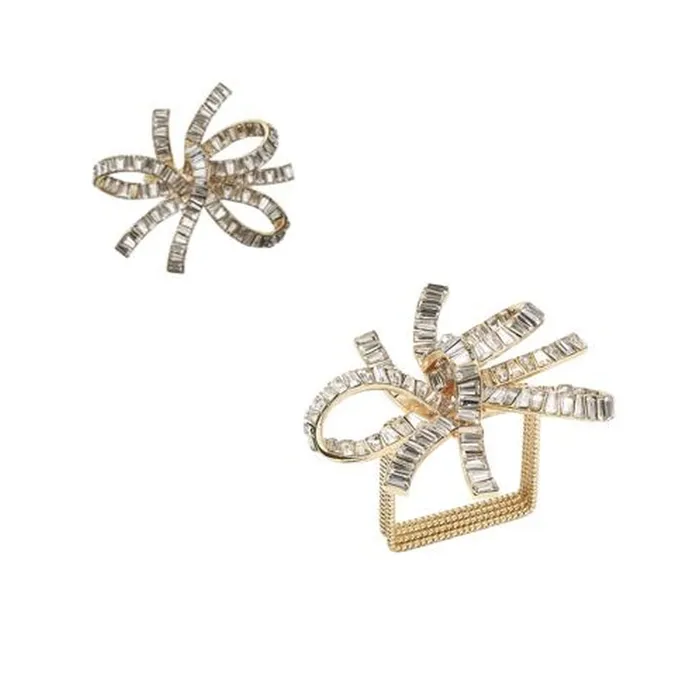 Kim Seybert Rings Kim Seybert Jeweled Bow Set of 4 Napking Ring Gold and Crystal Kim Seybert Rings Kim Seybert Jeweled Bow Set of 4 Napking Ring Gold and Crystal