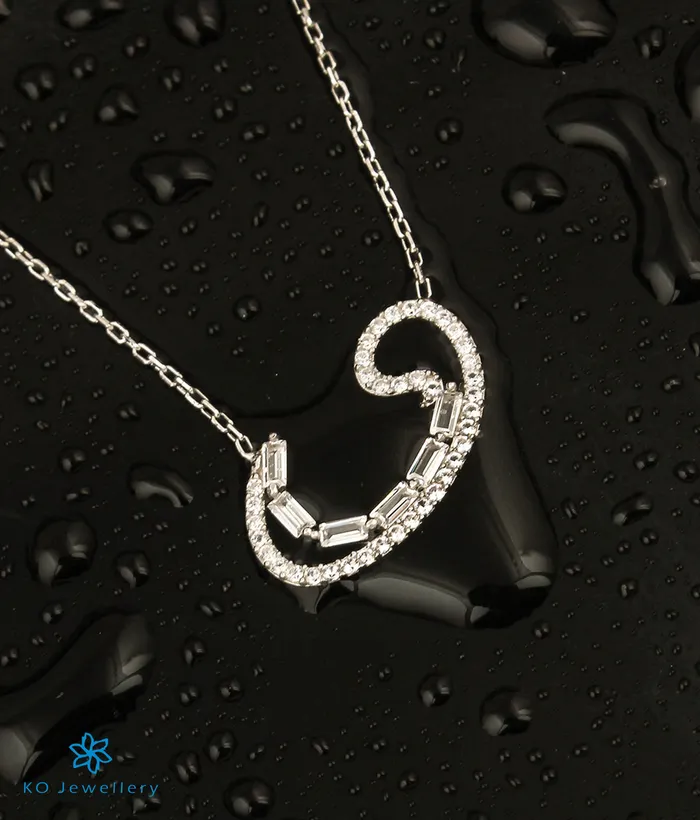 Necklaces The Swan Silver Necklace Imported