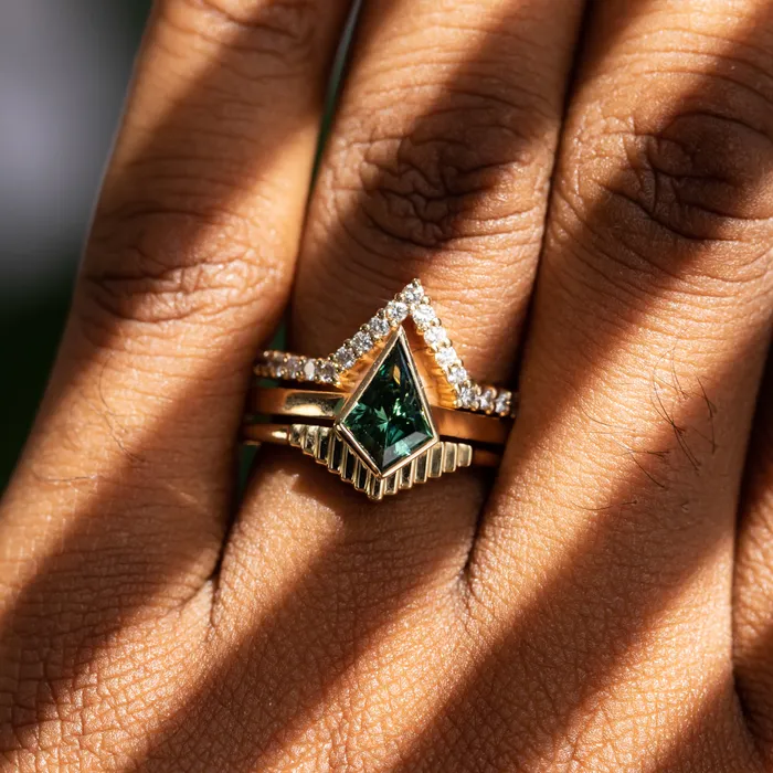 121ct Green Kite Sapphire in 18k Yellow Gold Contemporary Bezel Setting Anueva Jewelry PreStyled Sets
