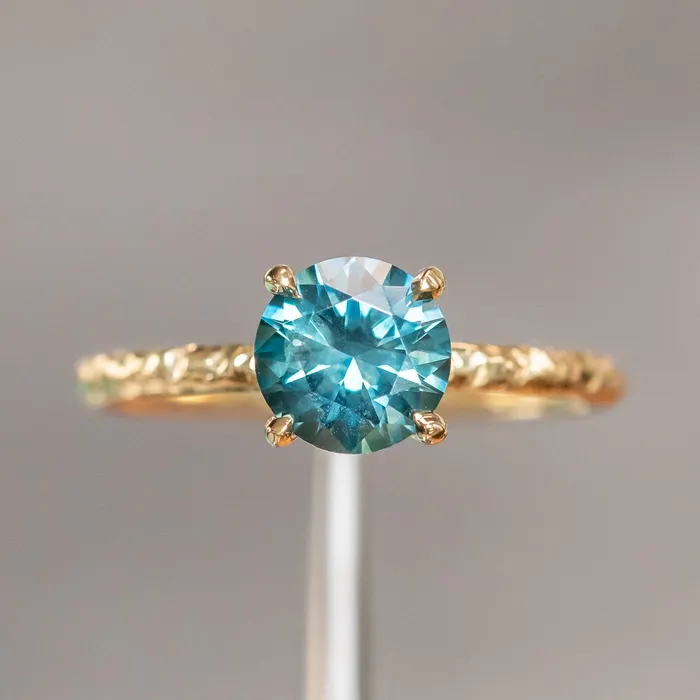 154ct Round Montana Sapphire Evergreen Carved Solitaire in 18k Yellow Gold Ran PreStyled Sets