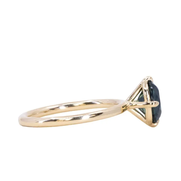 165ct Untreated Deep Teal Nigerian Oval Sapphire Four Prong Compass Set Solitaire in 18k Yellow Gold Brume PreStyled Sets