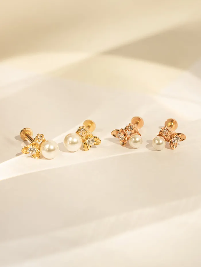 14K Gold Flower Pearl Internally Threaded Labret Piercing 18G16G MinimalBijoux Earrings 14K Gold Flower Pearl Internally Threaded Labret Piercing 18G16G MinimalBijoux Earrings