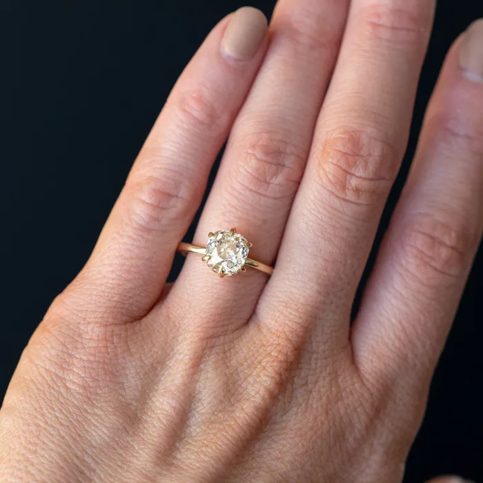 Anueva Jewelry PreStyled Sets 215ct Antique Old Mine Cut Diamond in 18k Yellow gold Lotus Six Prong Solitaire