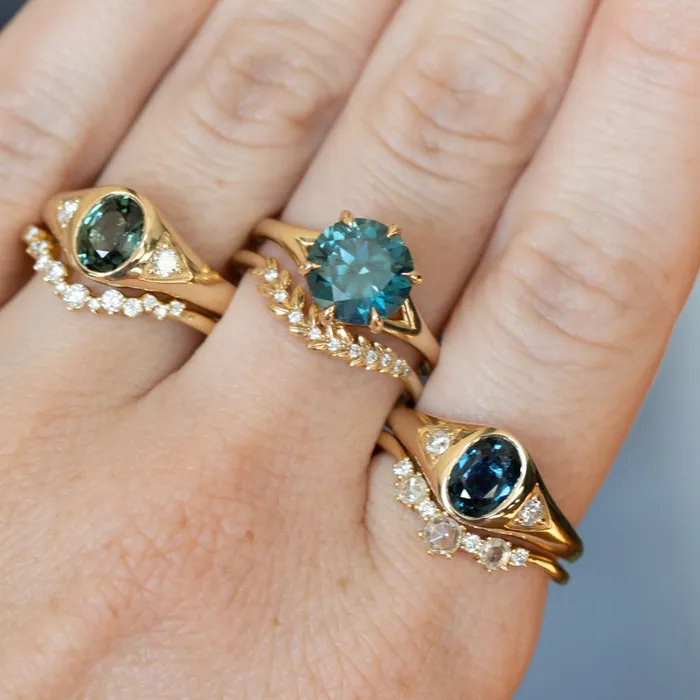 Anueva Jewelry Rings 126ct Oval Green Untreated Montana Sapphire Signet Style Ring with Diamonds in 14k Yellow Gold