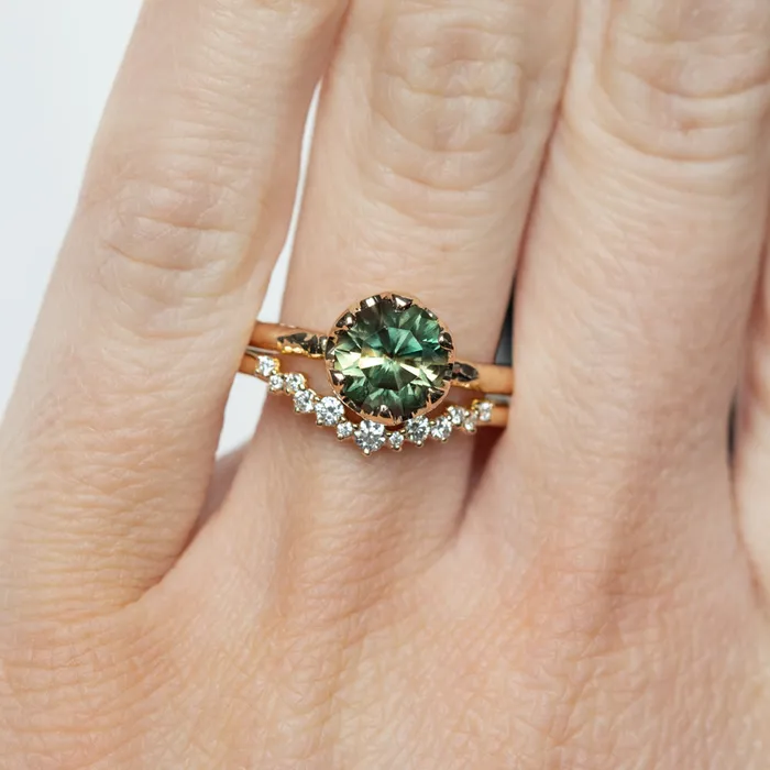Anueva Jewelry Rings 20ct Round Australian Parti Green Sapphire Six Prong Low Profile Evergreen Ring in 14K Yellow Gold