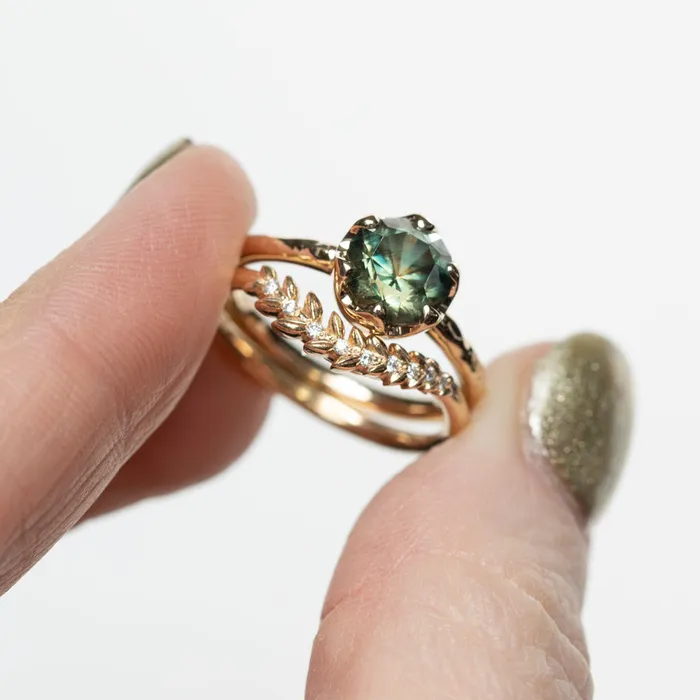 Anueva Jewelry Rings 20ct Round Australian Parti Green Sapphire Six Prong Low Profile Evergreen Ring in 14K Yellow Gold