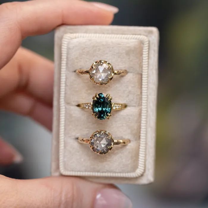 Anueva Jewelry Rings 319ct Untreated Oval Madagascar Sapphire and Diamond Vintage Cathedral Double Prong Ring in 18k Yellow Gold