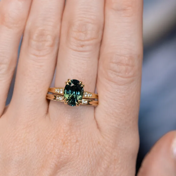 Anueva Jewelry Rings 319ct Untreated Oval Madagascar Sapphire and Diamond Vintage Cathedral Double Prong Ring in 18k Yellow Gold