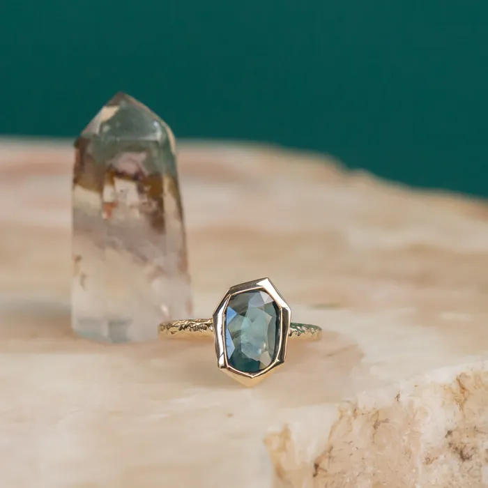 Discovery Gems 193ct Green Teal Geo Slice Sapphire Evergreen Low Profile Bezel Solitaire Ring in 14k Yellow Gold Rings