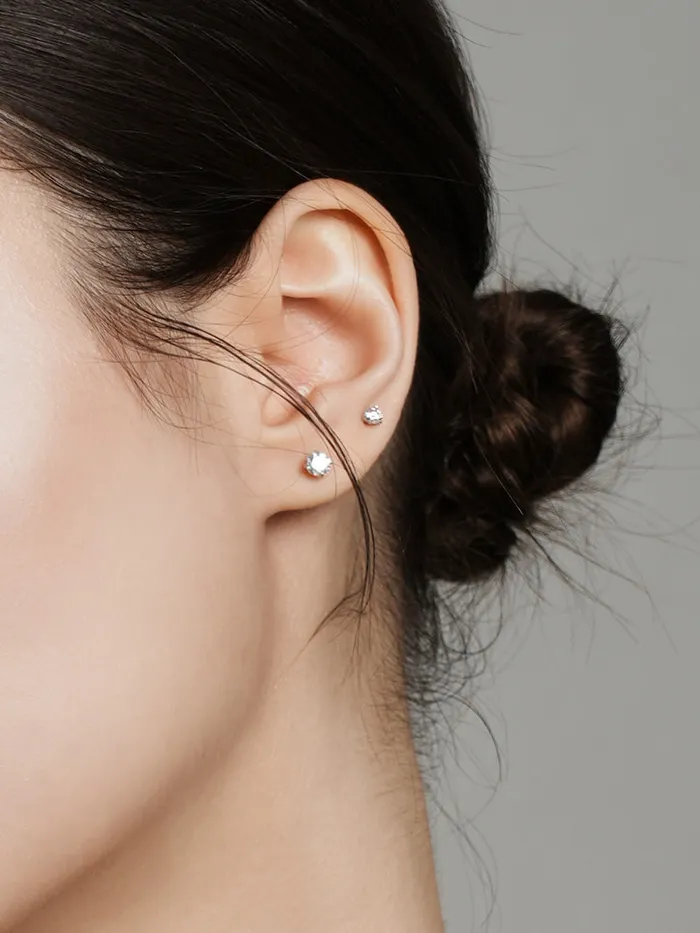 Earrings 14K Gold 4 Pronged Moissanite Stud Earring MinimalBijoux
