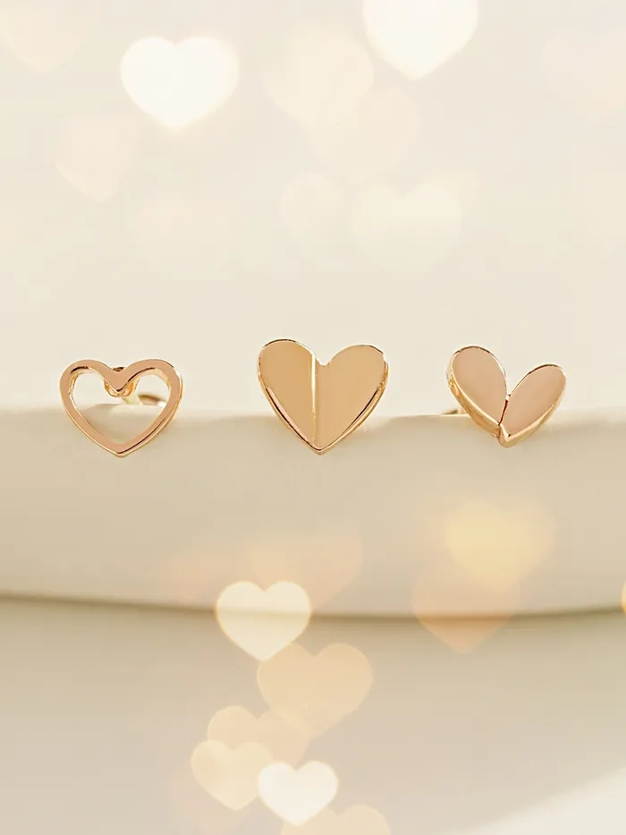 Earrings MinimalBijoux 14K Gold Lovely Point Heart Cartilage Earring 20G18G16G Earrings MinimalBijoux 14K Gold Lovely Point Heart Cartilage Earring 20G18G16G