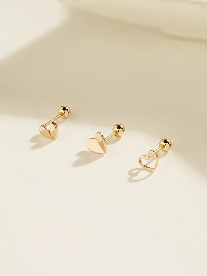 Earrings MinimalBijoux 14K Gold Lovely Point Heart Cartilage Earring 20G18G16G